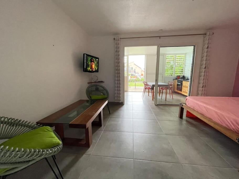 Le Mafane *** Apartment La Saline Le Bains Bagian luar foto